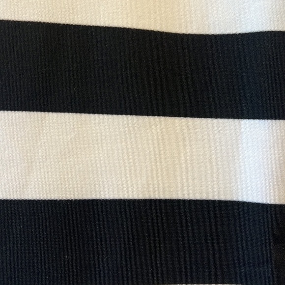 2B Bebe Striped Pencil Skirt XS - Picture 6 of 8